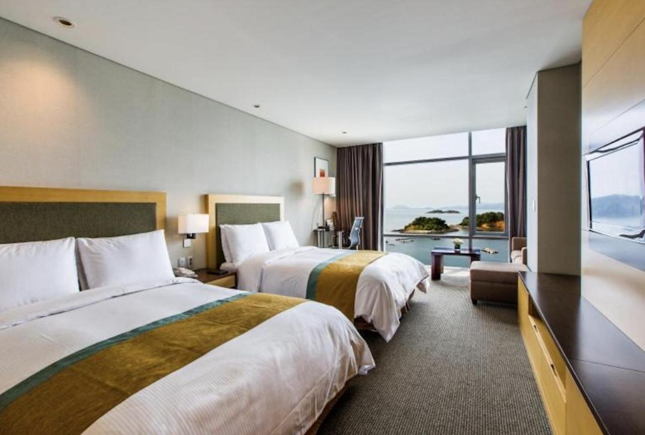 Hidden Bay Hotel Yeosu Exterior photo