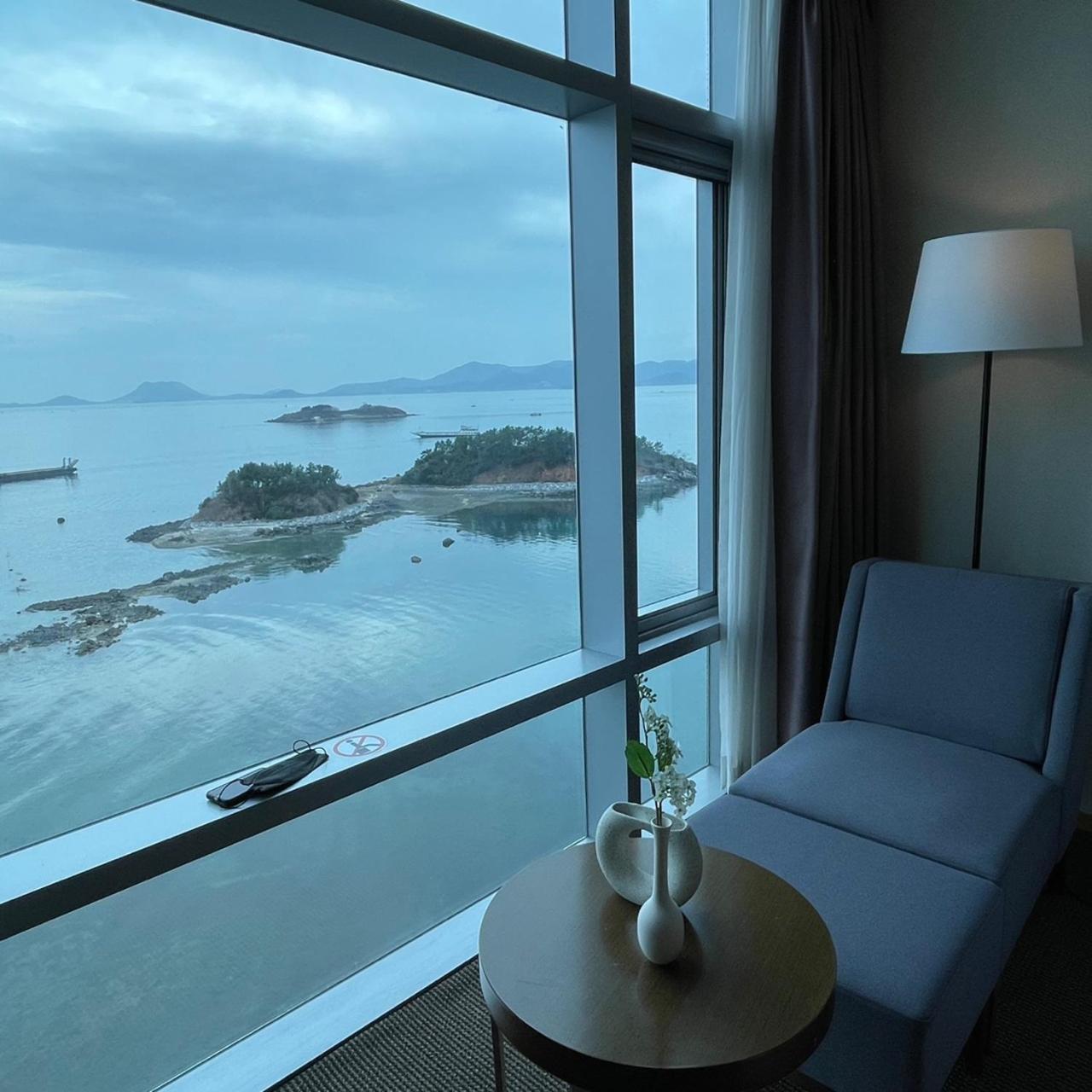 Hidden Bay Hotel Yeosu Exterior photo
