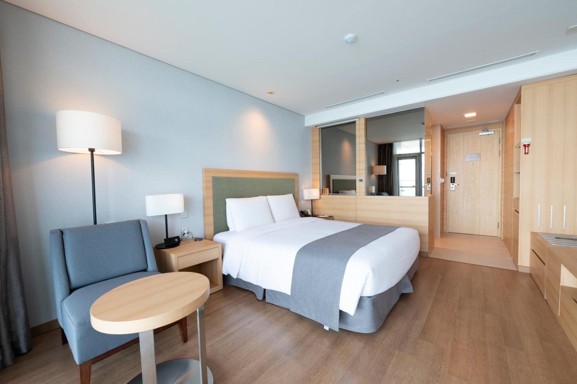 Hidden Bay Hotel Yeosu Exterior photo