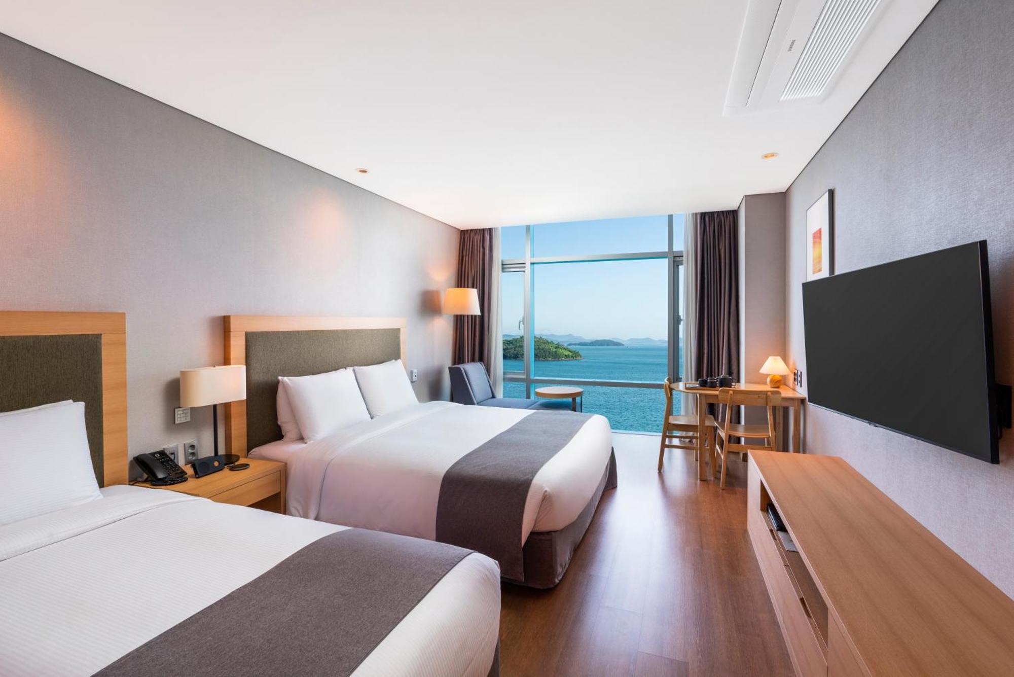Hidden Bay Hotel Yeosu Exterior photo